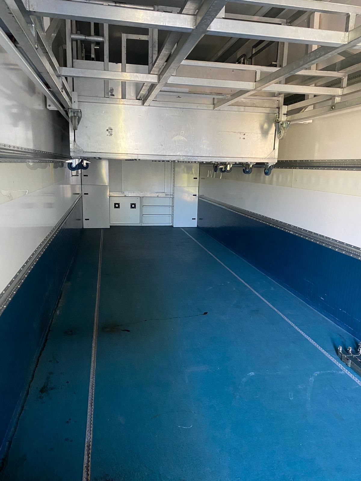 Racing Trailer Hangler - Ex. Sauber F1 Team