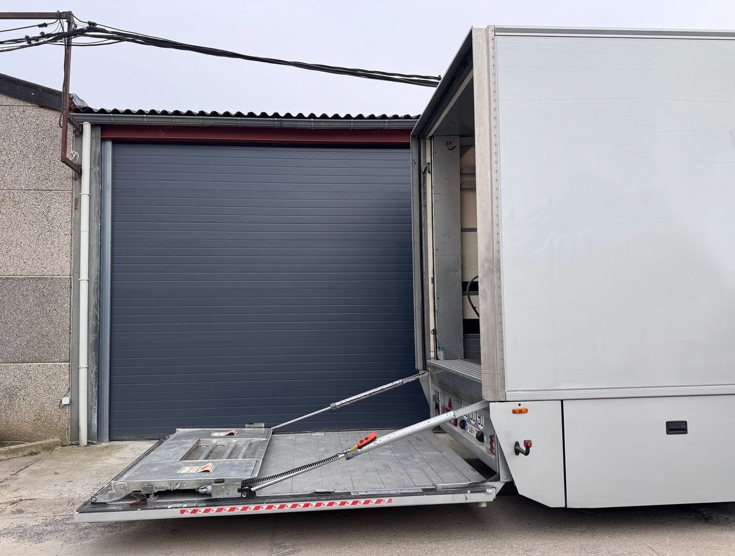 Racing Trailer Chereau - Ex. Aston Martin team