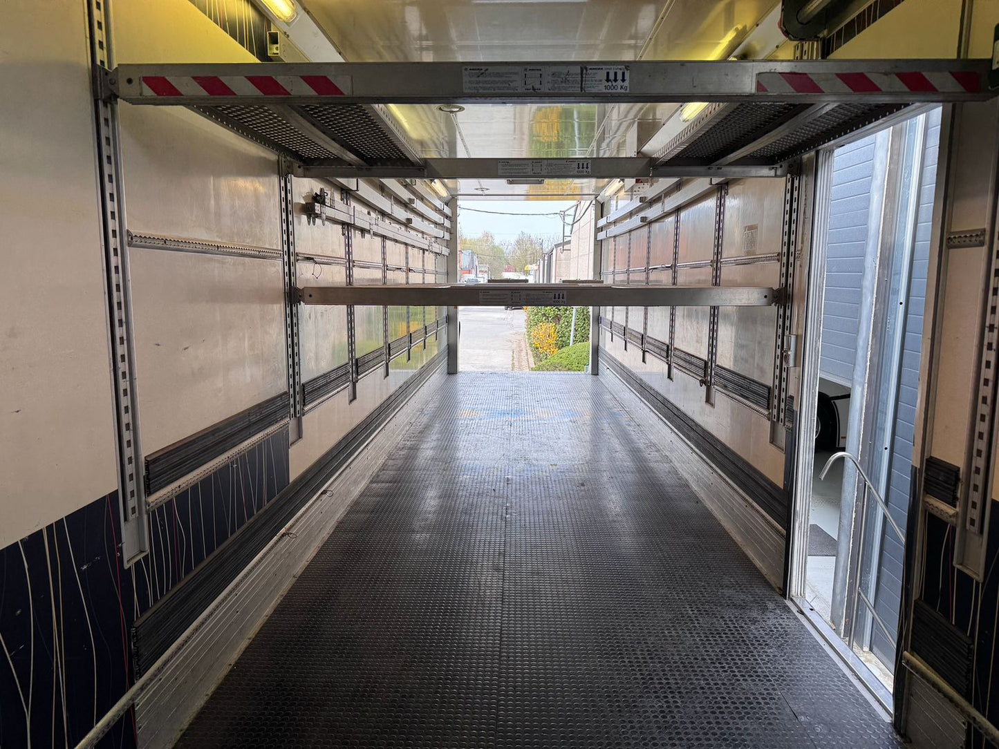 Racing Trailer Chereau - Ex. Aston Martin team