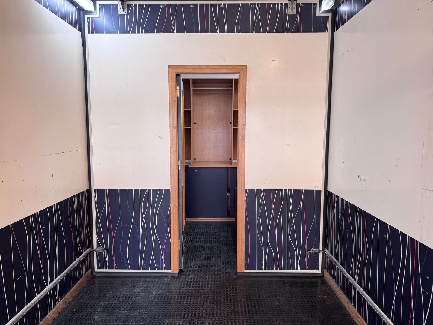 Racing Trailer Chereau - Ex. Aston Martin team