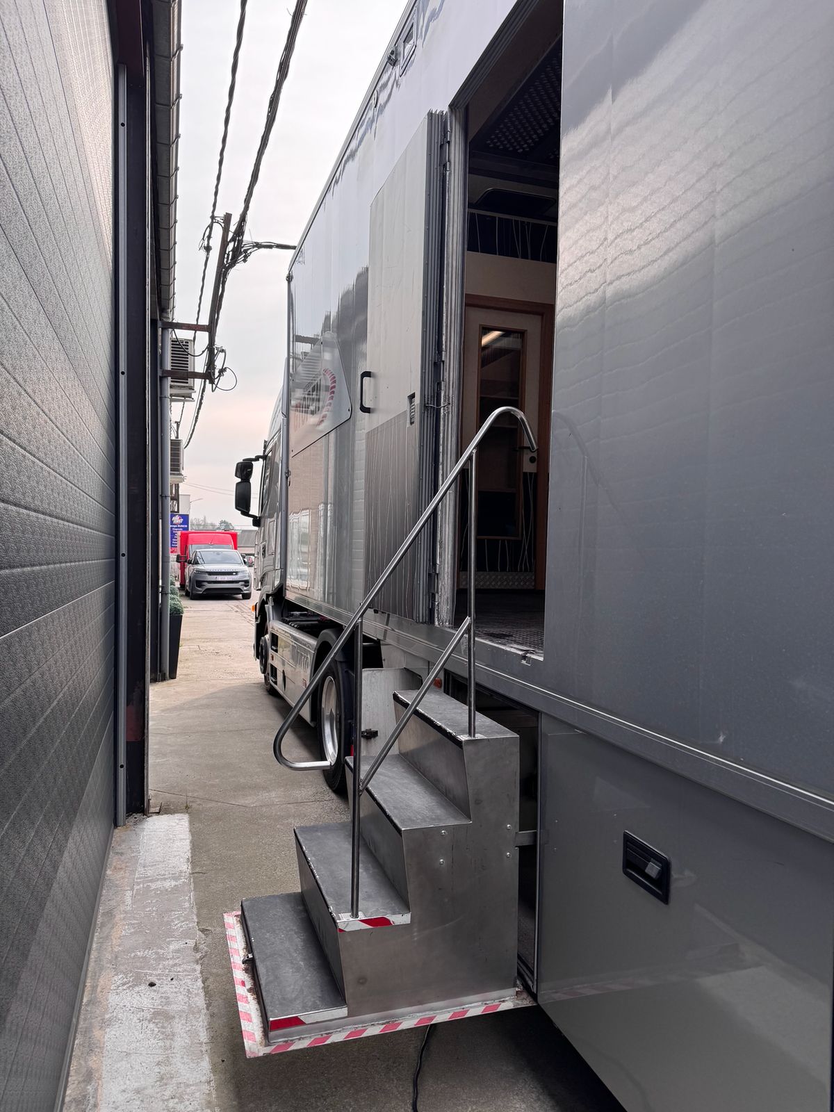 Racing Trailer Chereau - Ex. Aston Martin team