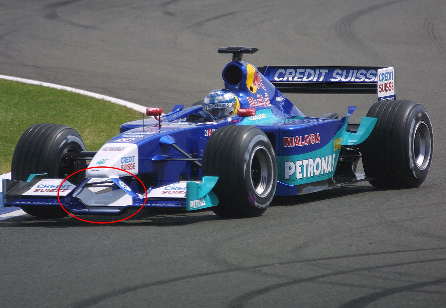 Carbon Front Wing Pylons - Sauber Petronas C20 - 2001