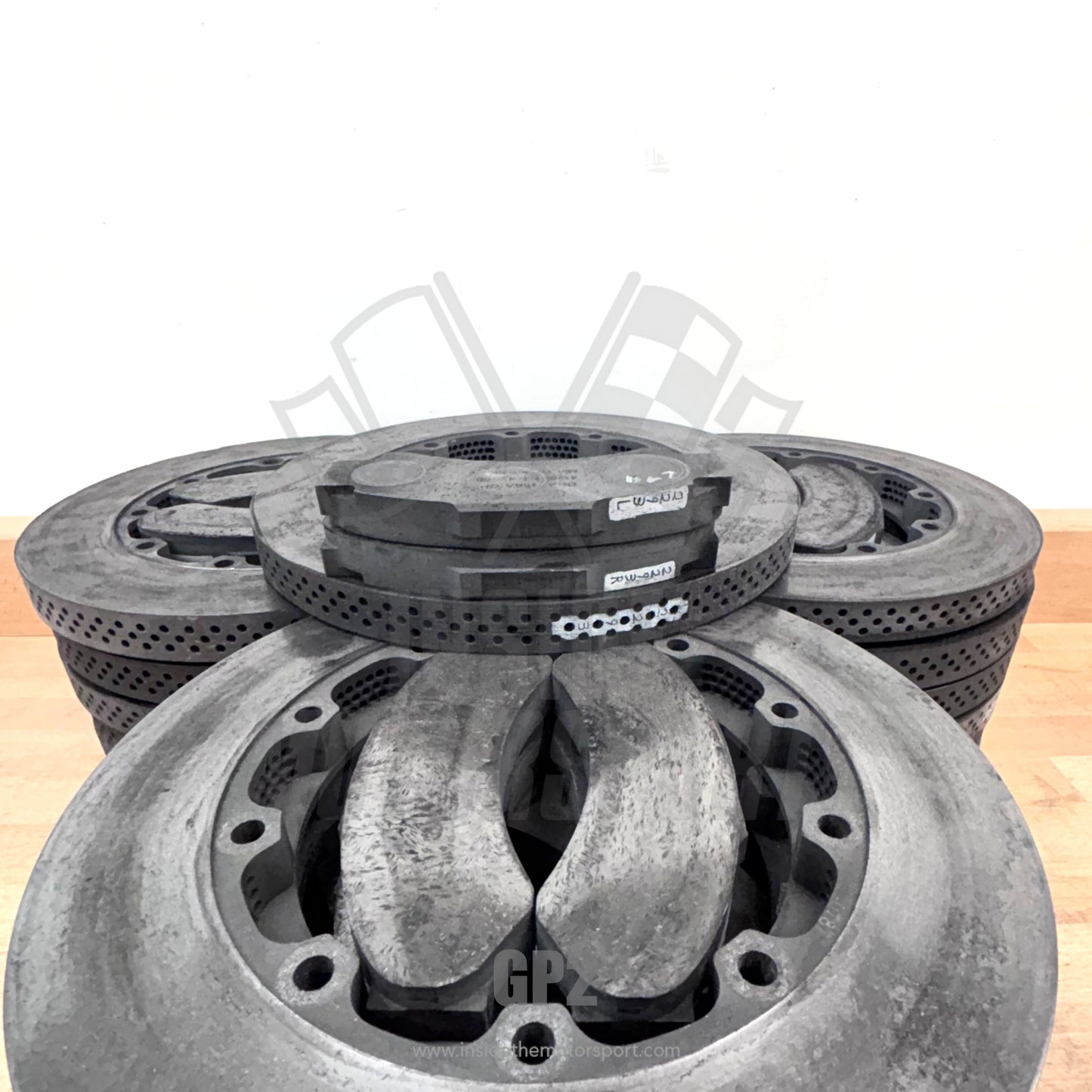 Set Nr.1 of 22 GP2 Carbon Brake Discs & Pads