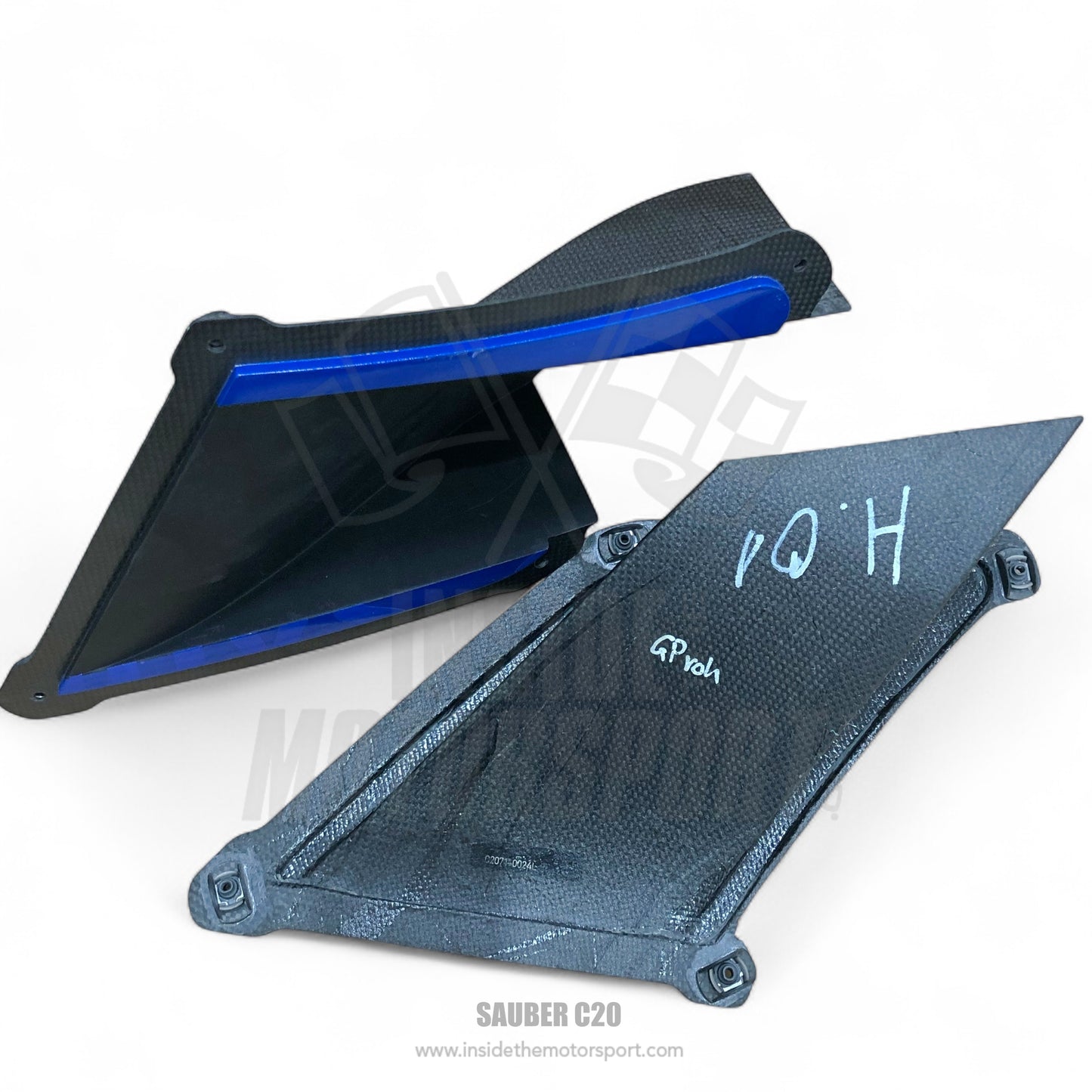 Carbon Air Outlet Engine Cover (Left & Right) - Sauber C20 F1 - 2001