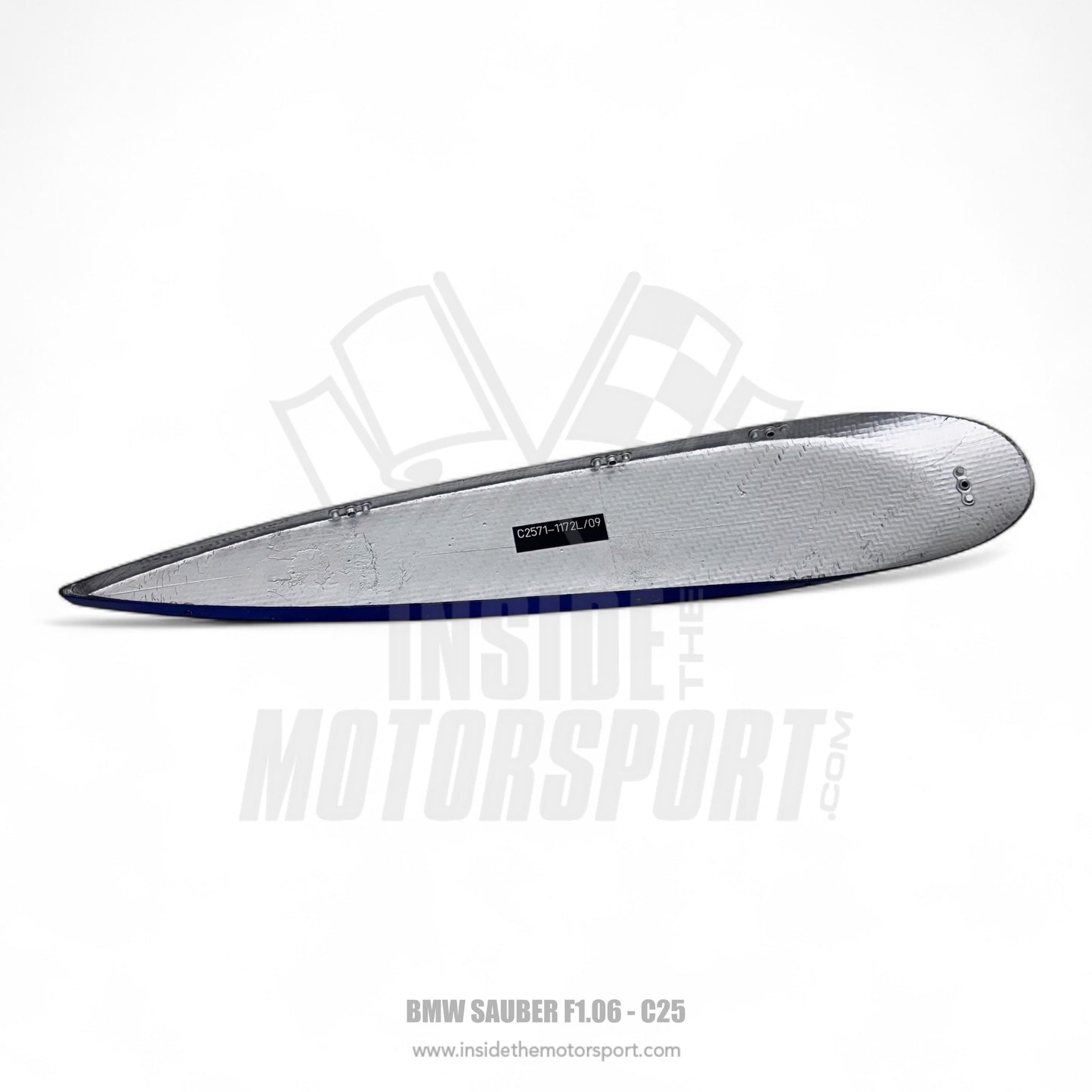 Carbon Left Chimney Cover - BMW Sauber F1.06 - C25 - 2006 - F1 - Formula 1
