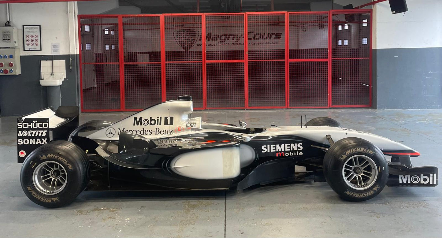 McLaren MP4/17-02 F1 2002