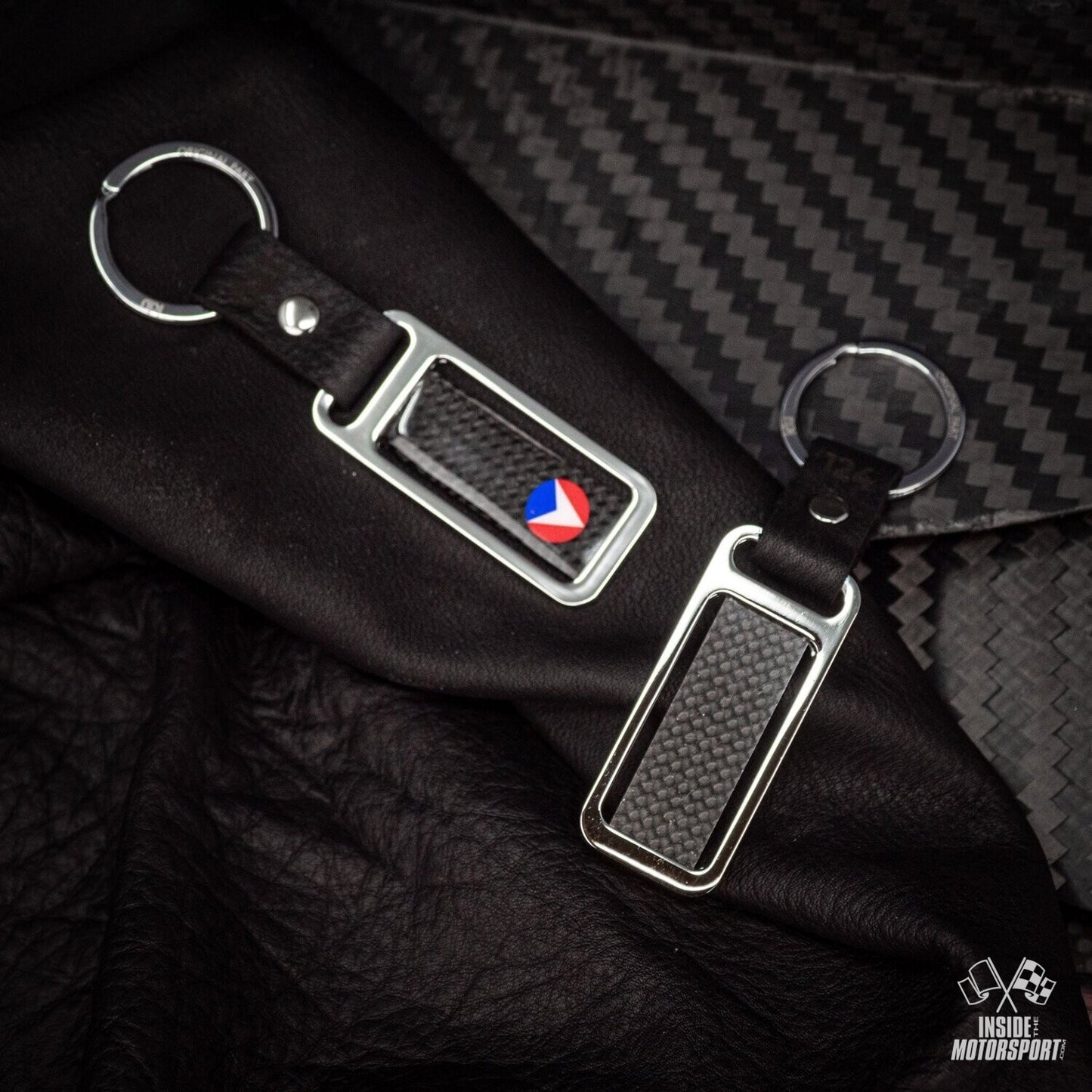 TDS Racing x Vaillante glossy metal/carbon key ring