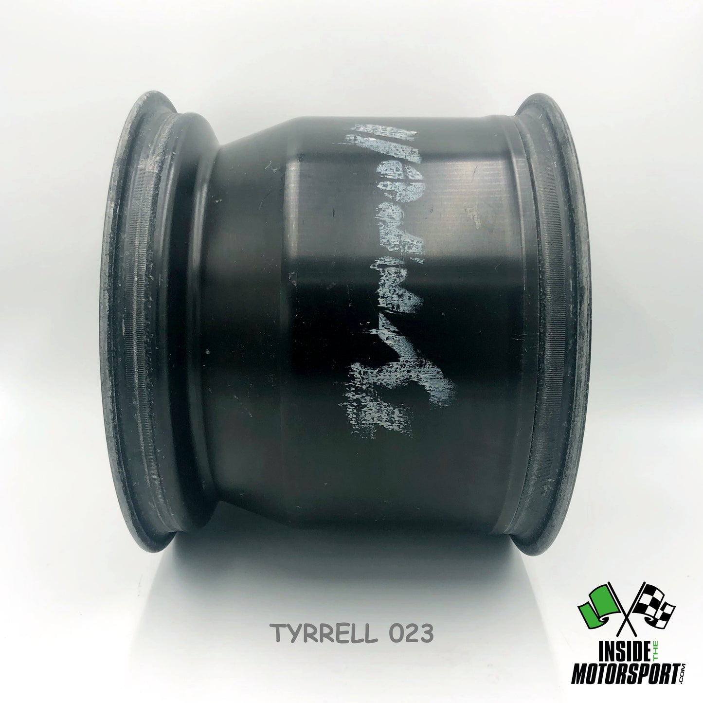 Race Used Front Rim Tyrrell 023 F1 from 1995 - Formula One